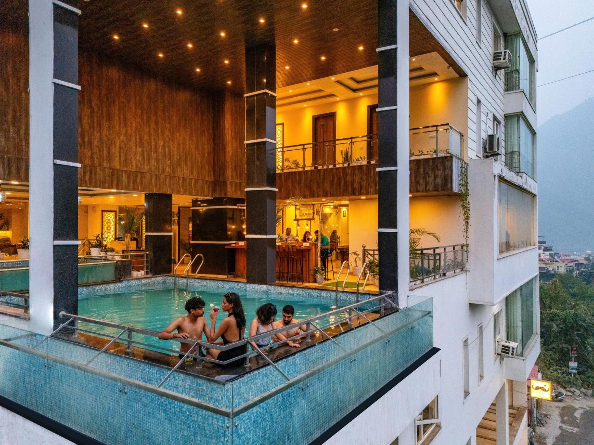 Albergue Moustache Rishikesh Luxuria Exterior foto