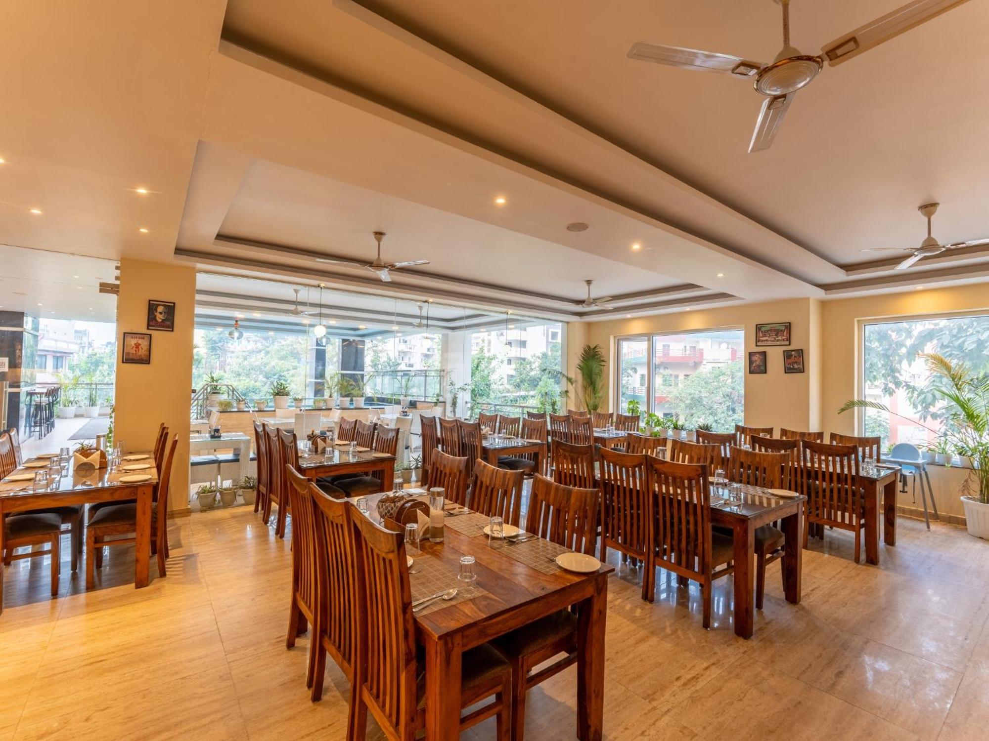 Albergue Moustache Rishikesh Luxuria Exterior foto