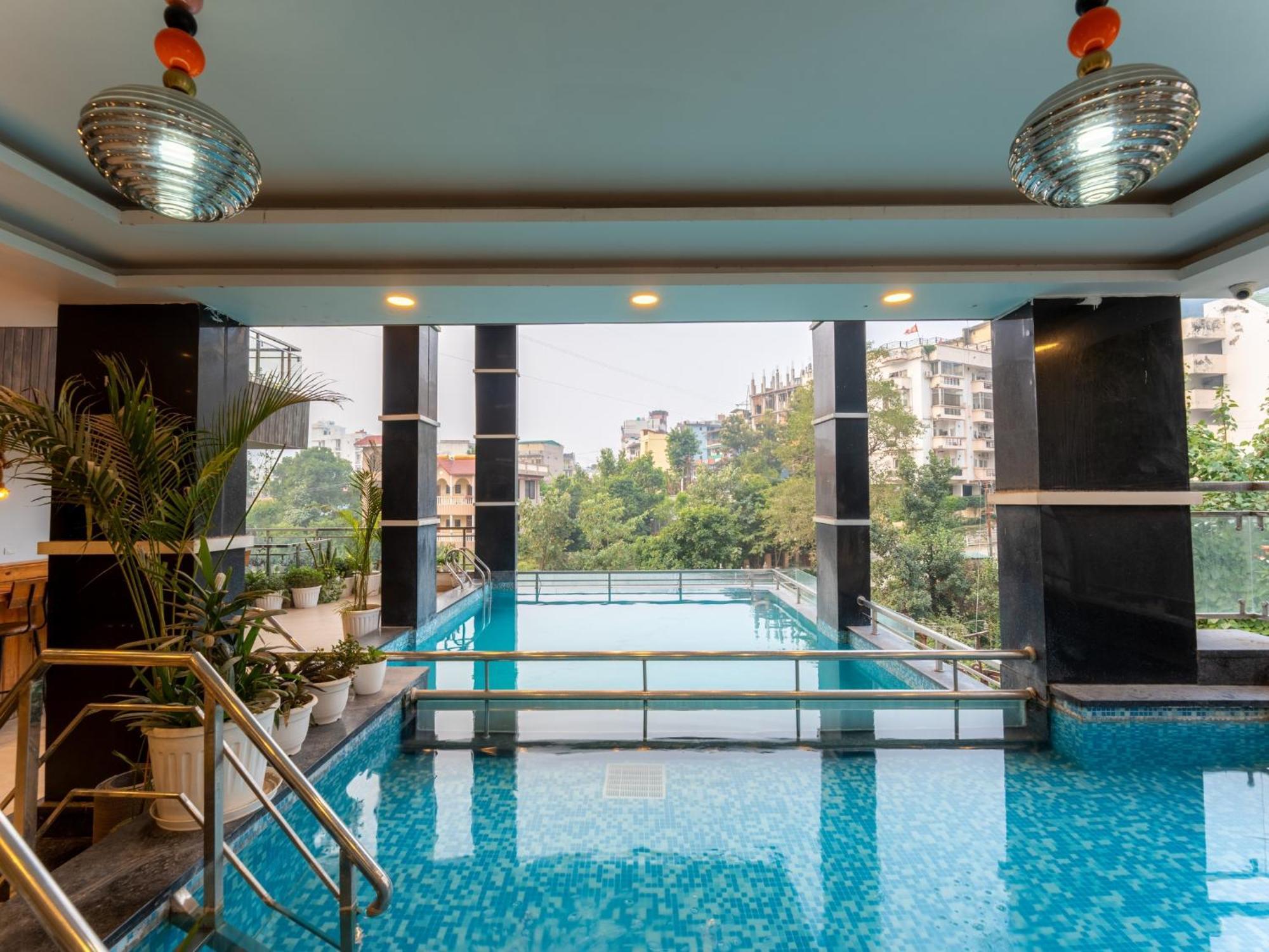 Albergue Moustache Rishikesh Luxuria Exterior foto